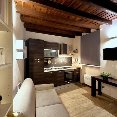 Grazioso Monolocale Nel Cuore Di Brera Milan Luaran gambar